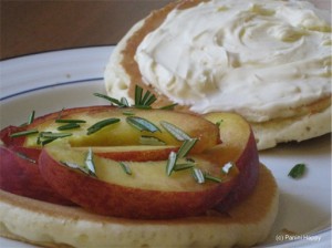 The sweet-herby-tangy combination is irresistible