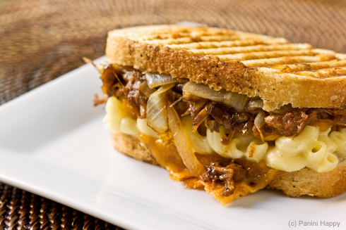 Grilled Mac & Cheese with BBQ Pulled Pork