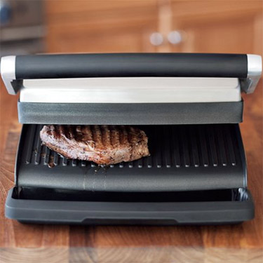 Breville's sloped front and tilt feature make it a great choice for grilling meats (Photo: Williams-Sonoma)