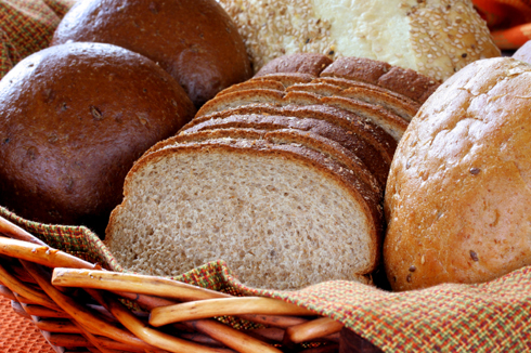 Rolls, baguettes and sliced artisan breads 